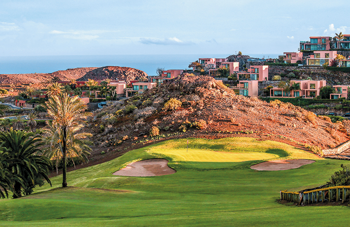 //www.jet2holidays.com/-/media/assets/product images - custom overview groups/lpa/salobre golf/lpa_sheraton_gran_canaria_salobre_golf_resort_0716_05_689x448.jpg